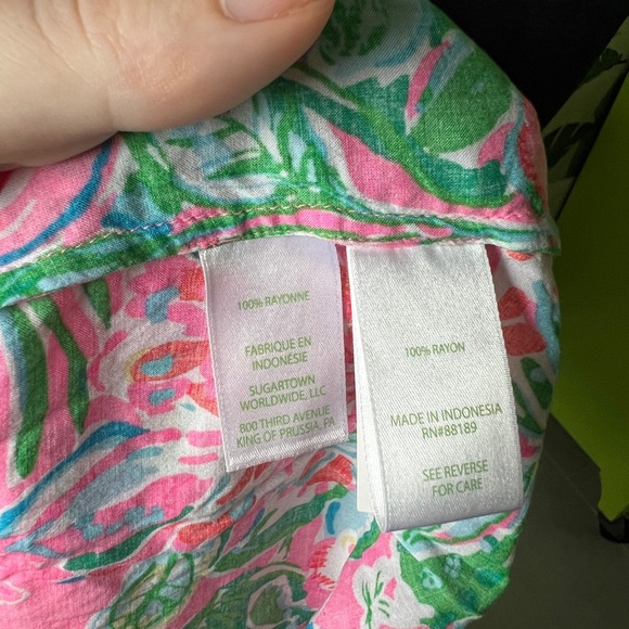 Lilly Pulitzer Quinna Top Journey To The Jungle Floral Short Sleeve Blouse M - Picture 9 of 9
